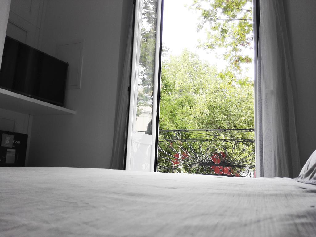 Apartamentos Adriano Sevilla Eksteriør billede